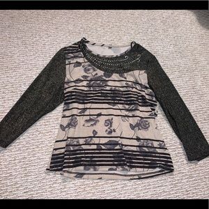 long sleeve sparkly rose shirt size small